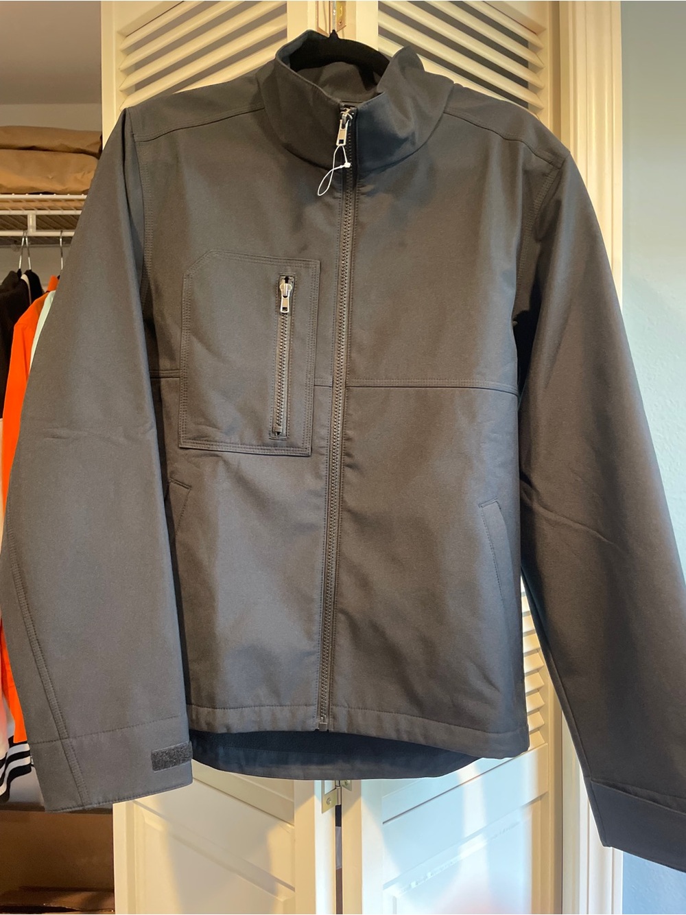💪🥾🛠️ Cornerstone Men's Performance Softshell Jacket - Black, Sz XS, Unisex!